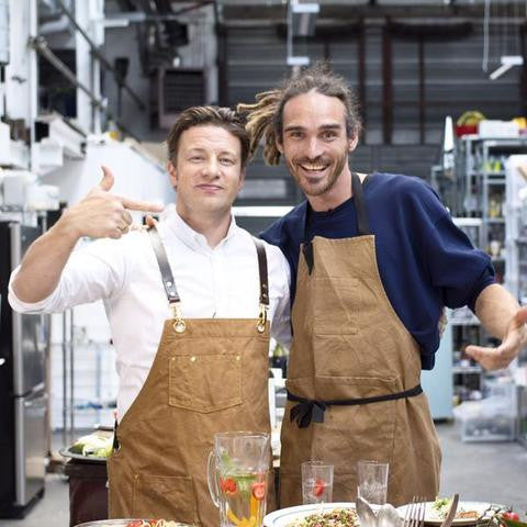 Jamie Oliver Wearing S&R Denim Apron!