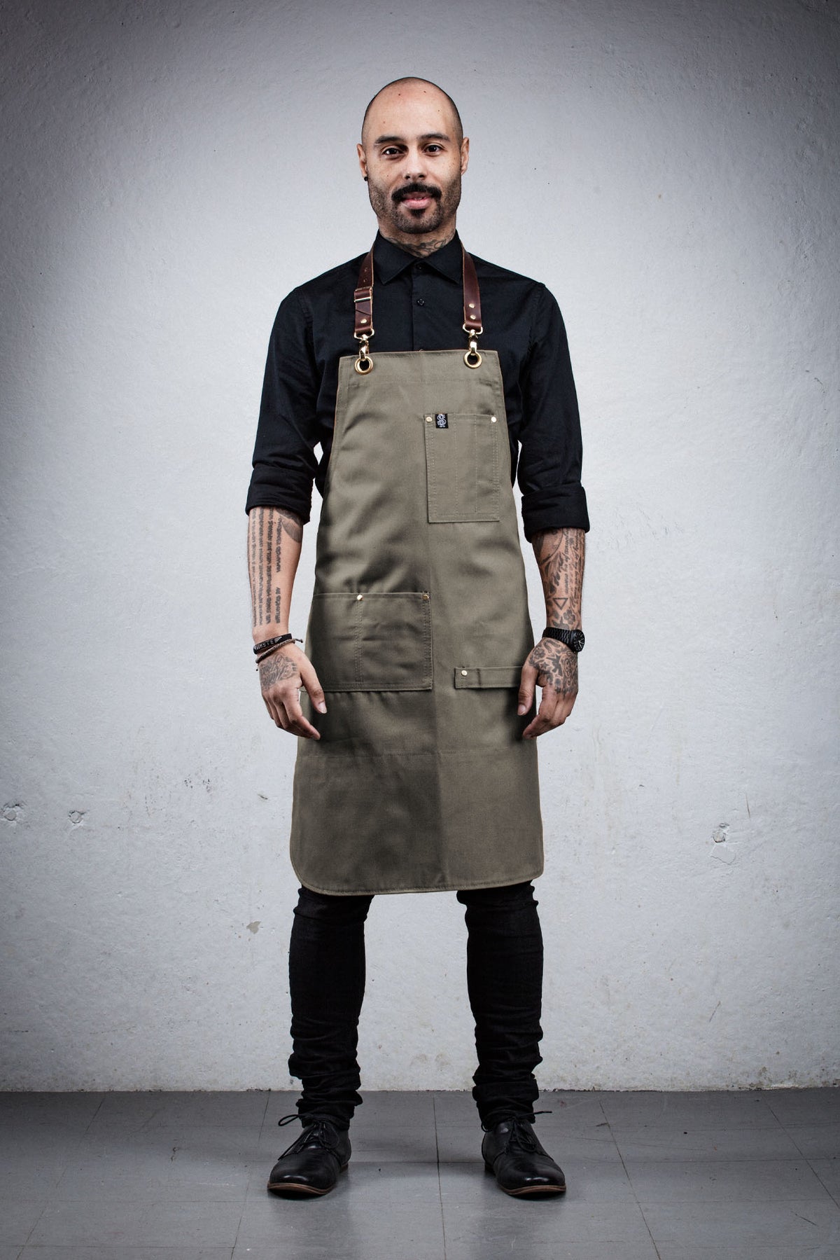 BARTENDER APRON - OLIVE CANVAS