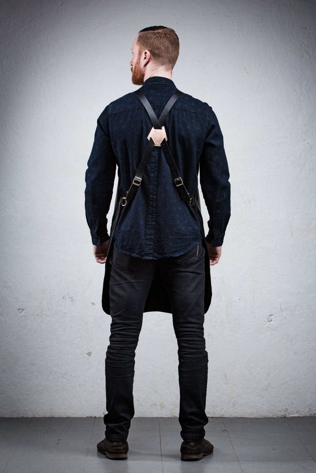 BARTENDER APRON - BLACK CANVAS